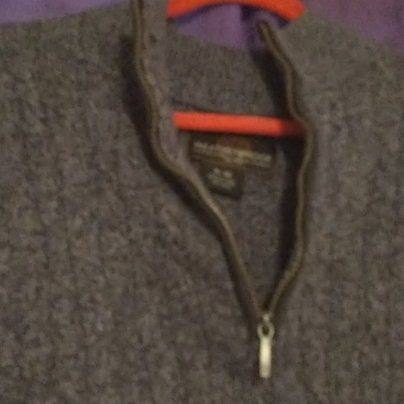 Sweater - Picture 3 of 5